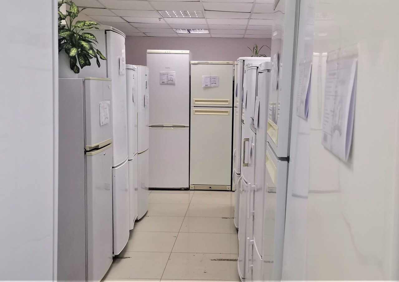 Продажа холодильников БУ - 1