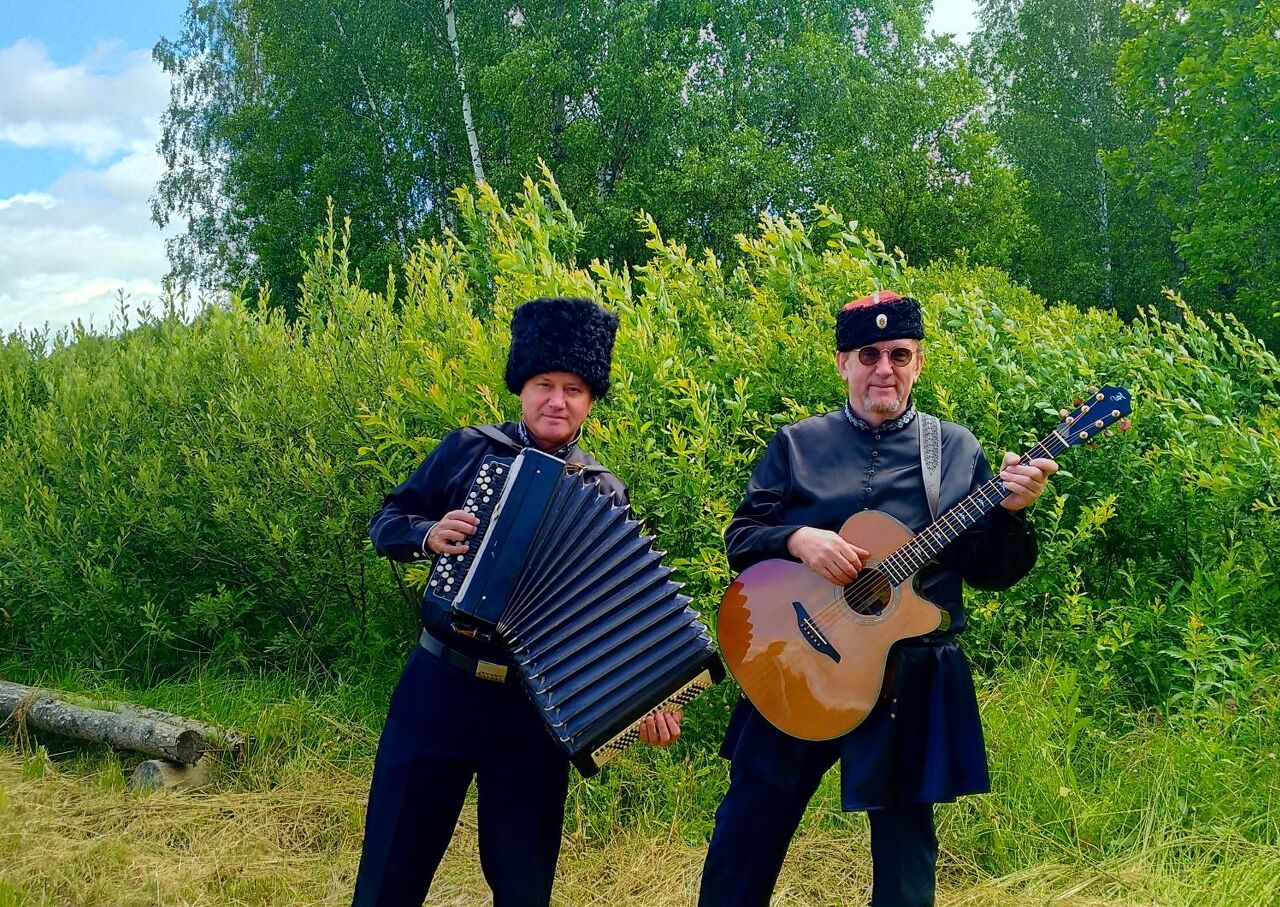 Романсы песни военные казачьи народные гитара баян - 1