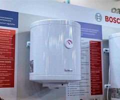 Накопительный водонагреватель Bosch.