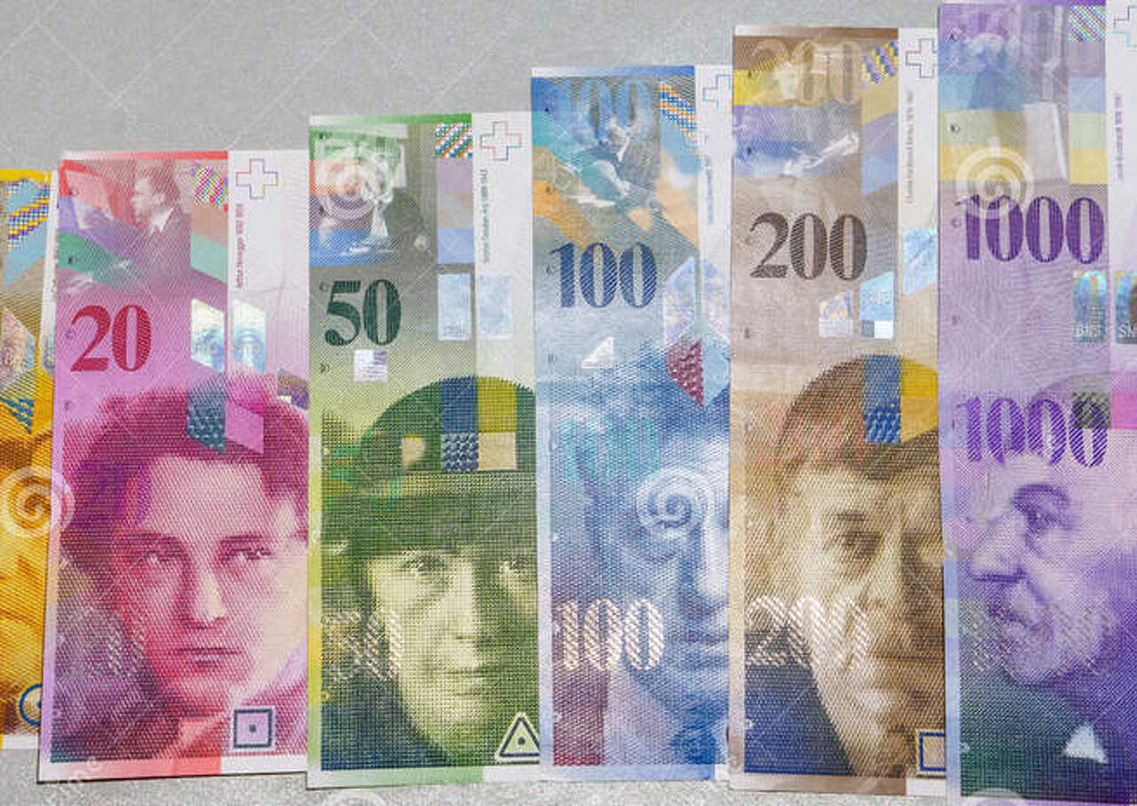 Куплю, обмен швейцарские франки 8 серии, старые английские фунты - 1